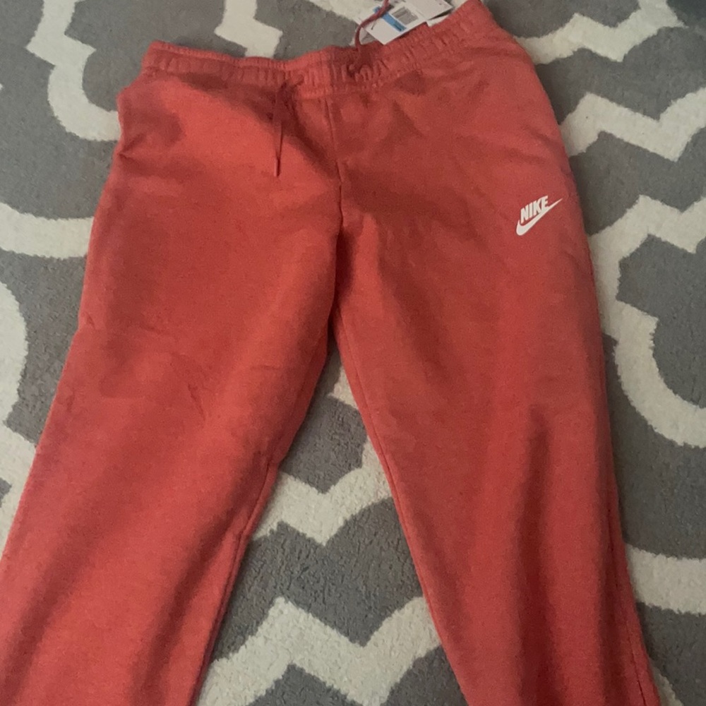 reddish pink nike sweatpants new with tags
